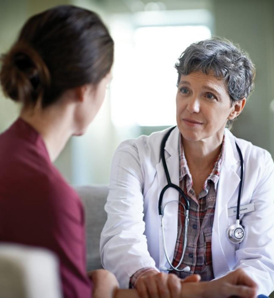 faq-hero Doctor answering questions at Crescent Clinic